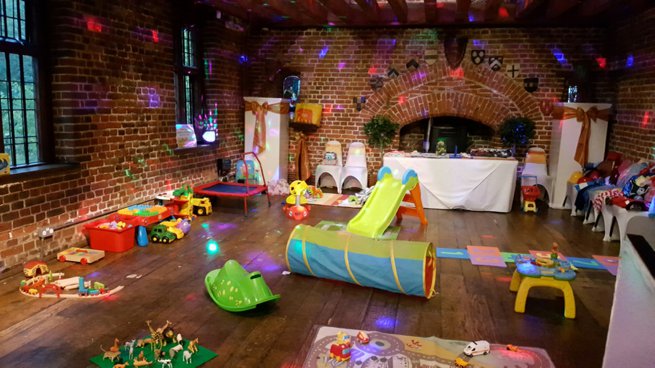 Childrens indoor party playroom | Kelly Chandler Consulting